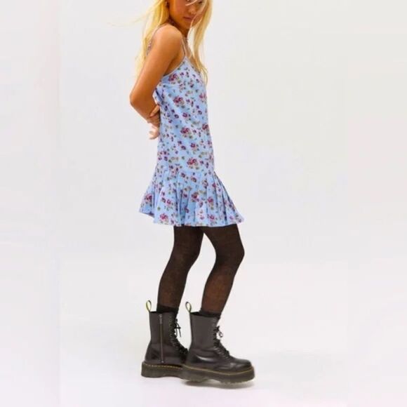 🎃 Urban Outfitters Camille Mini Dress Blue Floral XS NWT - Picture 8 of 9